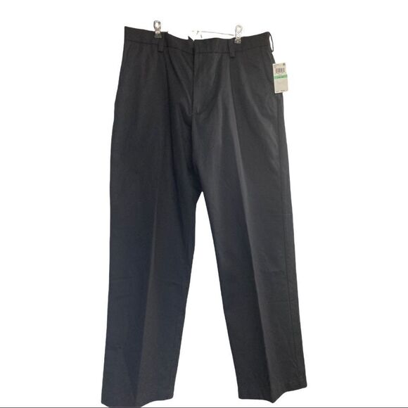 IZOD Men’s Black Khaki Pants, Tag says 34/30, hand measures 32/28, straight leg - Picture 1 of 13
